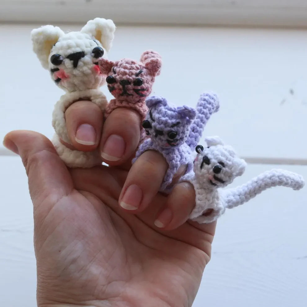 cat hand bandage pattern